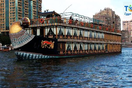 Cairo Stopover Transit with Nile Cruise Dinner