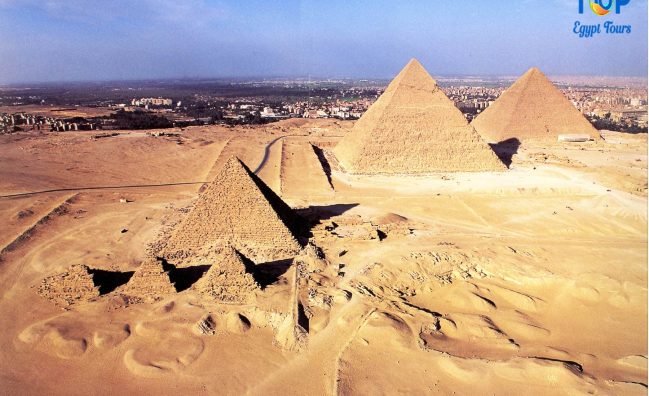 Tour to Giza Pyramids and Meidum from Cairo