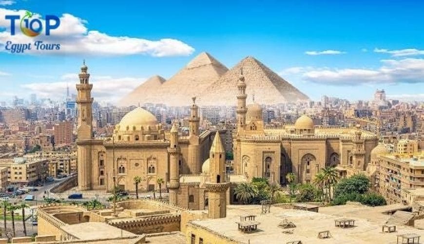 Giza Pyramids and Islamic Cairo Tours from Airport