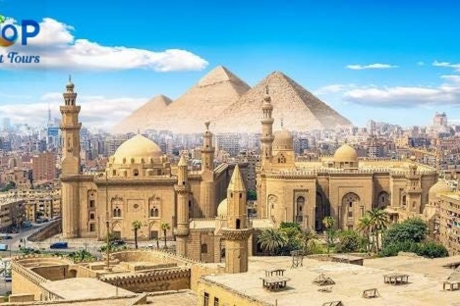 Giza Pyramids and Islamic Cairo Tours from Airport