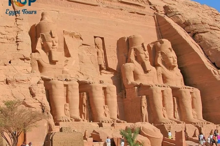 Day tour From Luxor to Abu Simbel Temple and The High Dams