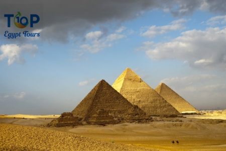 2-Day Tour: Explore the Amazing Pyramids of Egypt