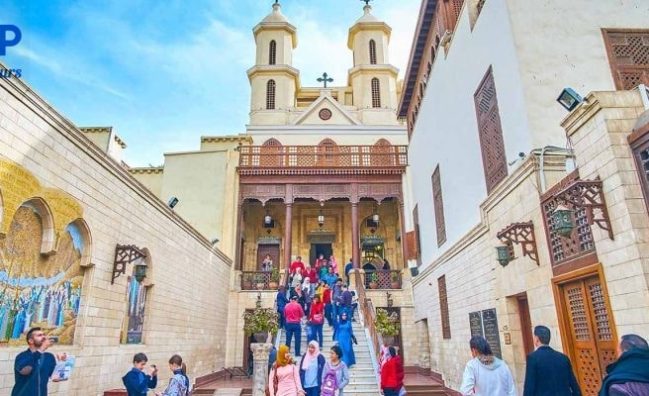 Private Day Tour to Giza Pyramids, Coptic Cairo, and Felucca Ride-Hanging Church