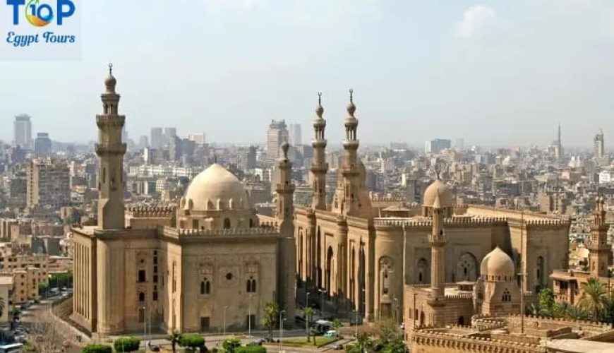 Islamic Cairo and Egyptian Museum Tour from Alexandria Port