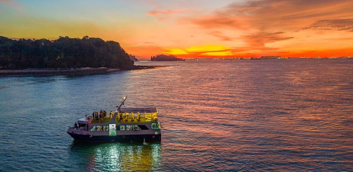 Sunset Dinner Cruise Enchanting Ambiance and Exquisite Cuisine