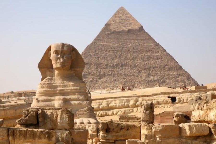 Egypt Classic Tour in 15 Days-Giza pyramids