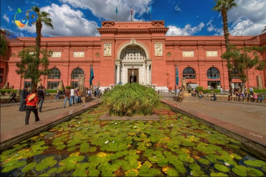Egyptian Museum | Cairo Overnight Tour
