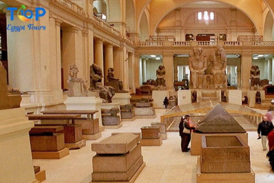 Cairo day tour by bus standart group From Sharm El Sheikh_ Egyptian Museum
